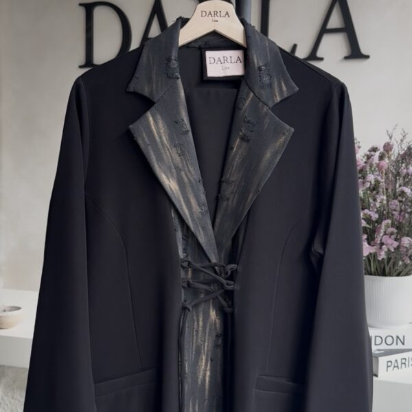 Darla 008- black